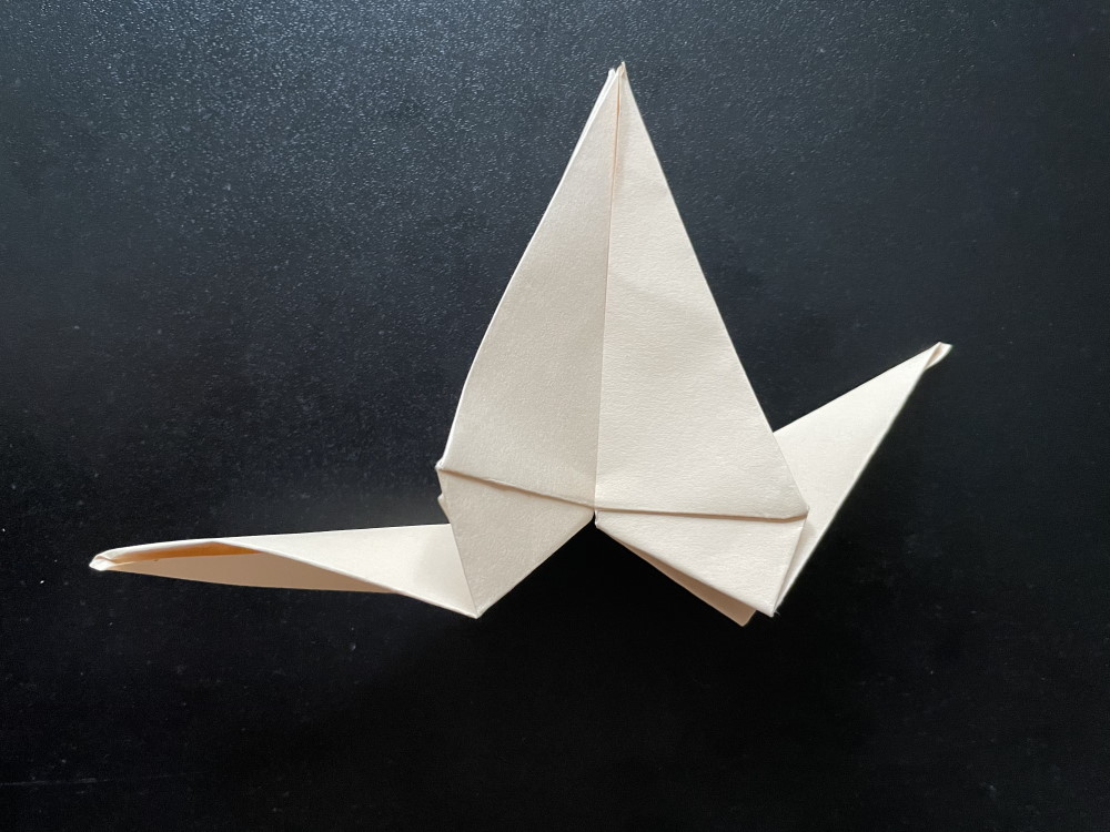 Оригами птица с крыльями